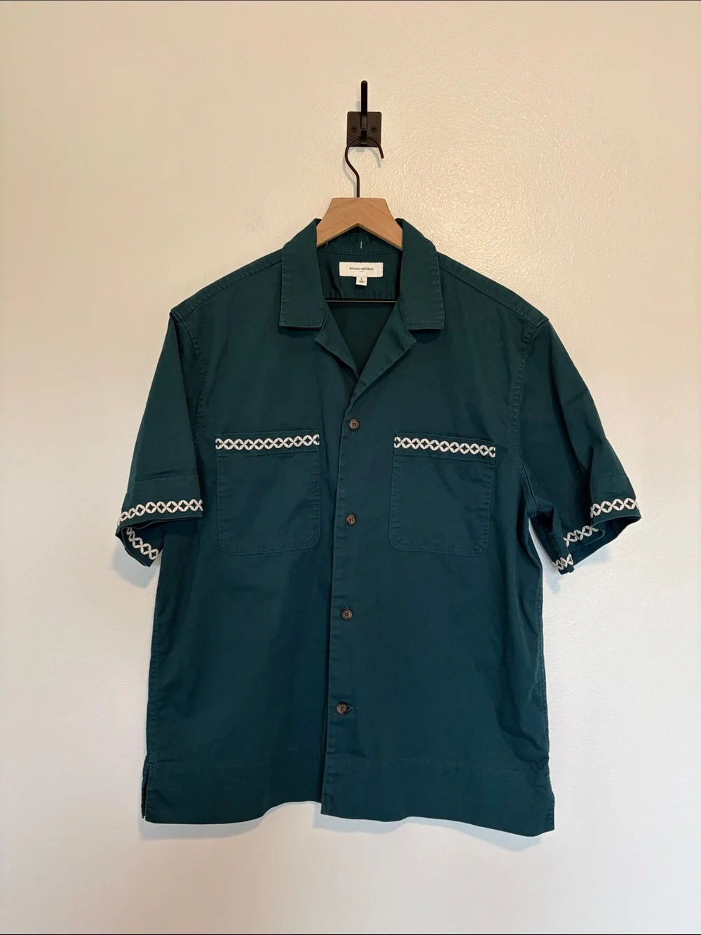Men's Banana Republic Tall Resort Embroidered Relaxed Fit Shirt Green Large